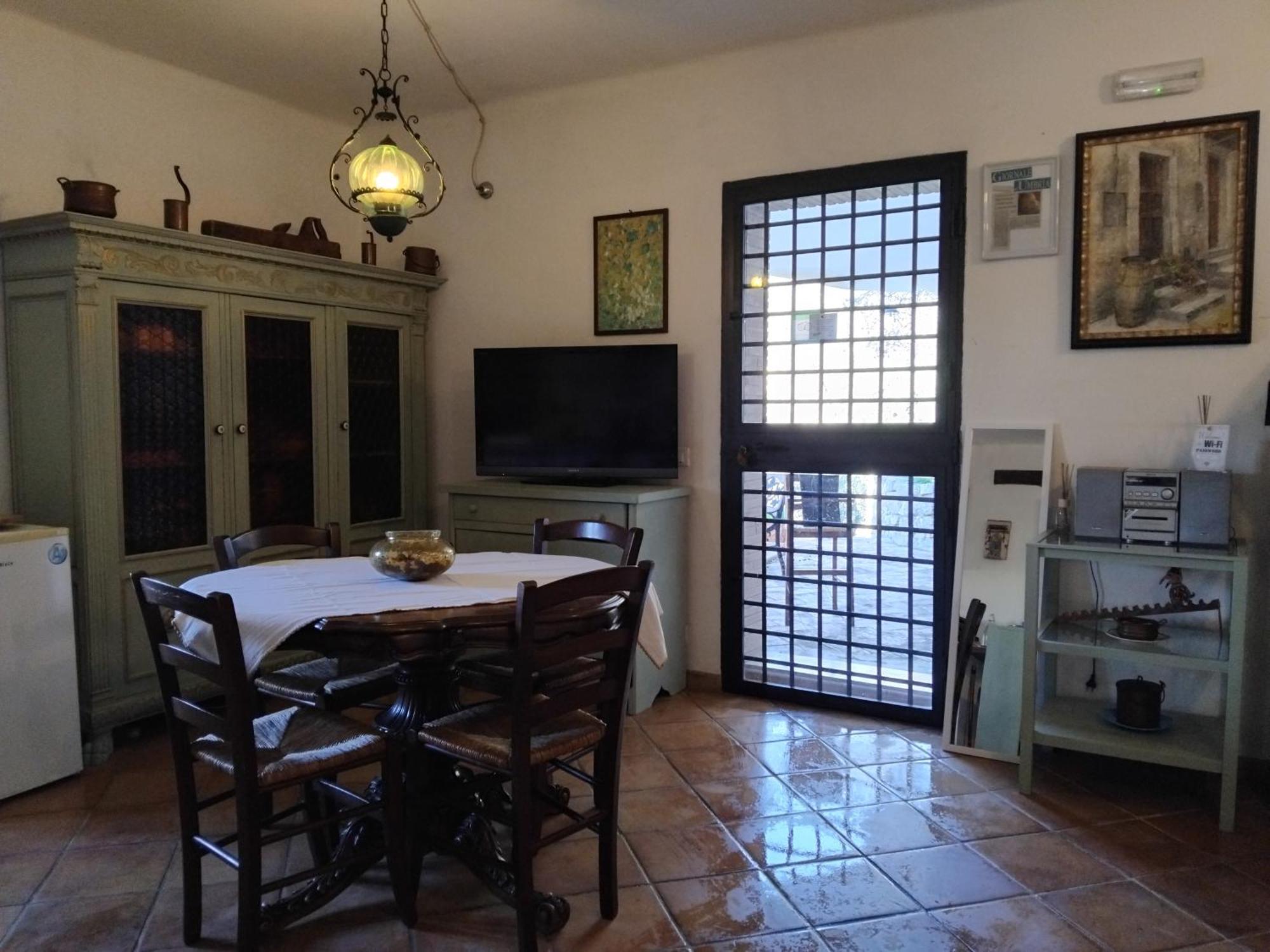 Guesthouse Runcini Ferentillo Luaran gambar